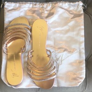 Very gently used Giuseppe Zanotti slides… Size 8.5
